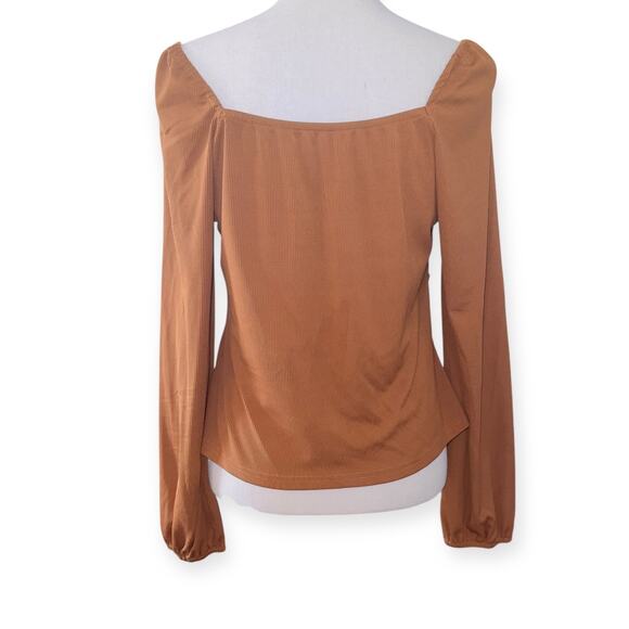 Cottagecore Brown Off the Shoulder Cropped Blouse - Picture 4 of 6